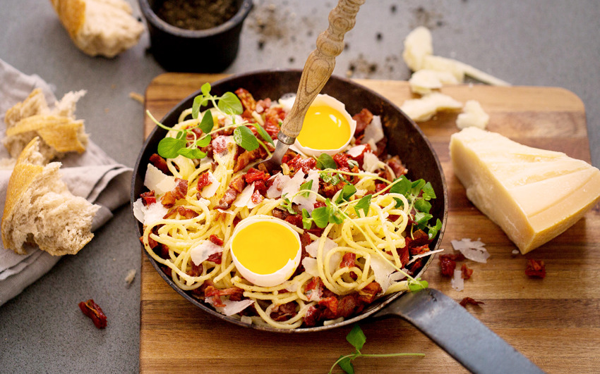 carbonara_1600x1000 ljus.jpg